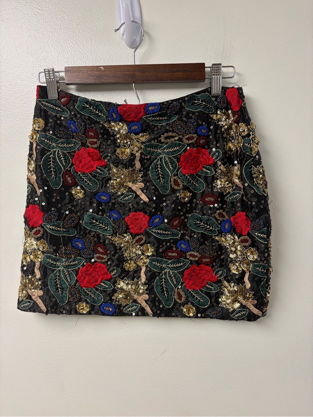 Boston Proper Sequin Beaded Embellished Floral Black Mini Skirt Size 0 - Picture 5 of 8
